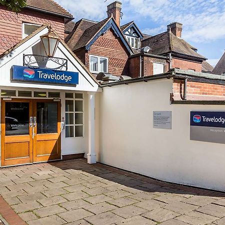 Travelodge Walton On Thames Exterior photo